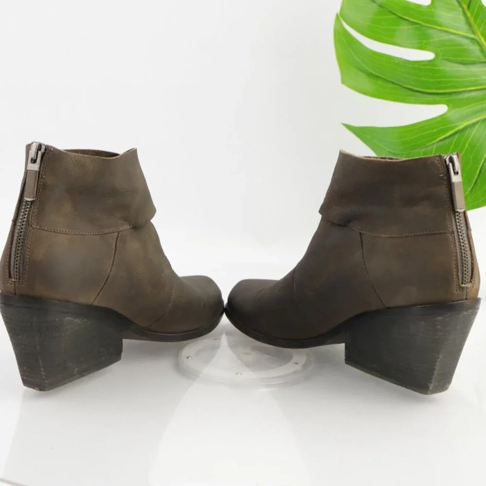 Eileen Fisher Womens Tag Boots Size 9 Brown Oiled Leather Booties Block Heel Zip